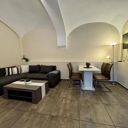 Apartmany Laubeho Namesti Teplice Exterior photo