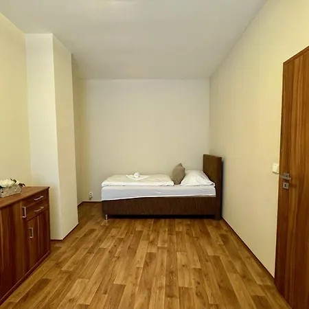 Apartmany Laubeho Namesti Teplice Exterior photo